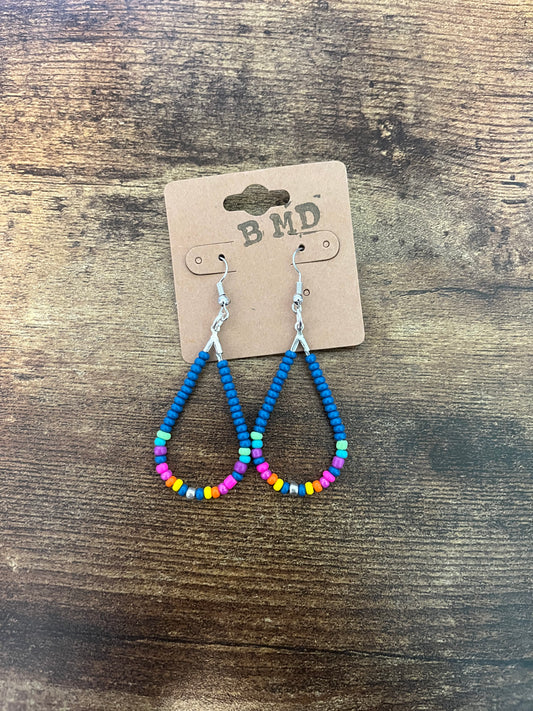 Some beach tear drop earrings