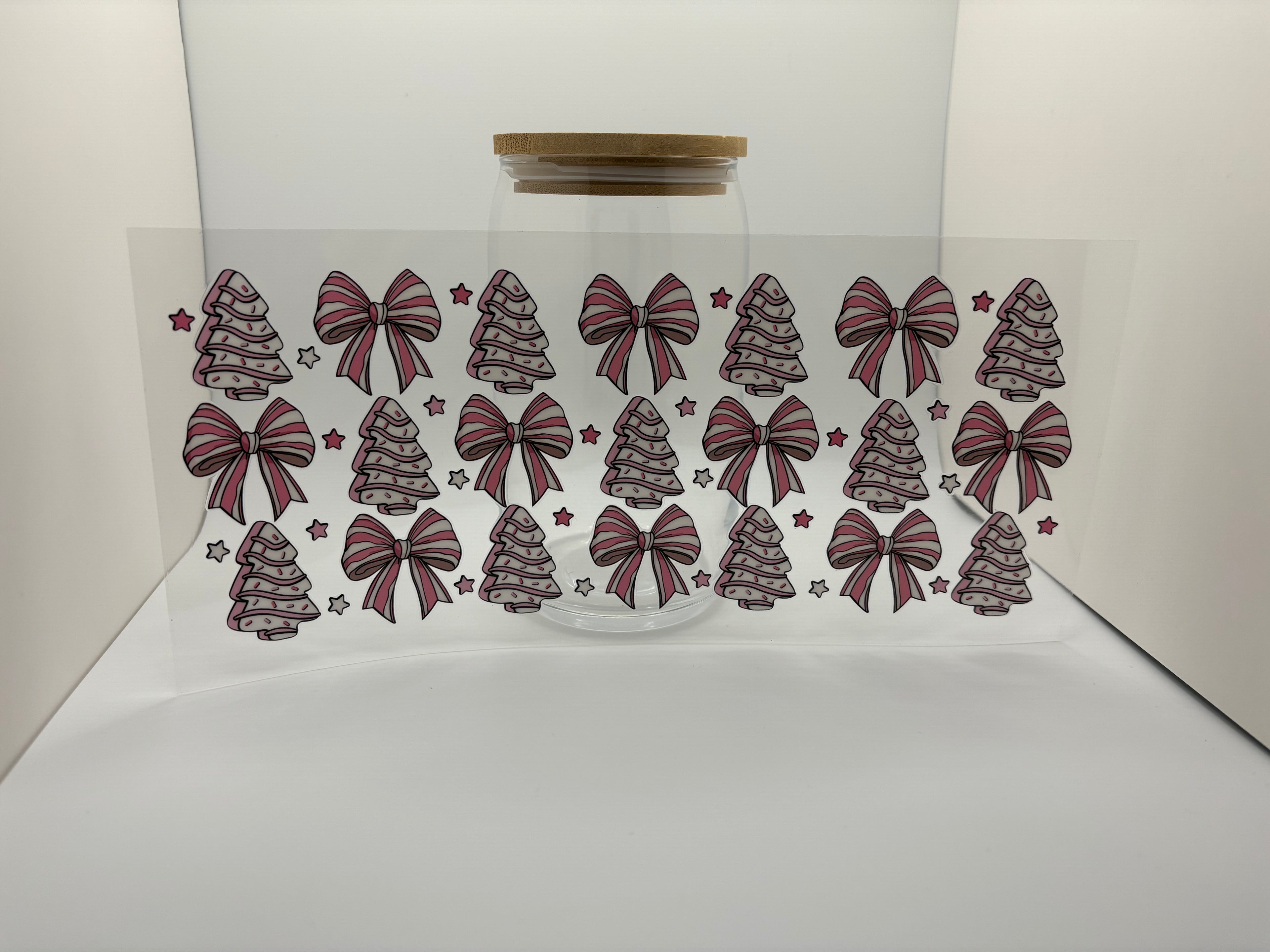 16 oz Christmas cake cup