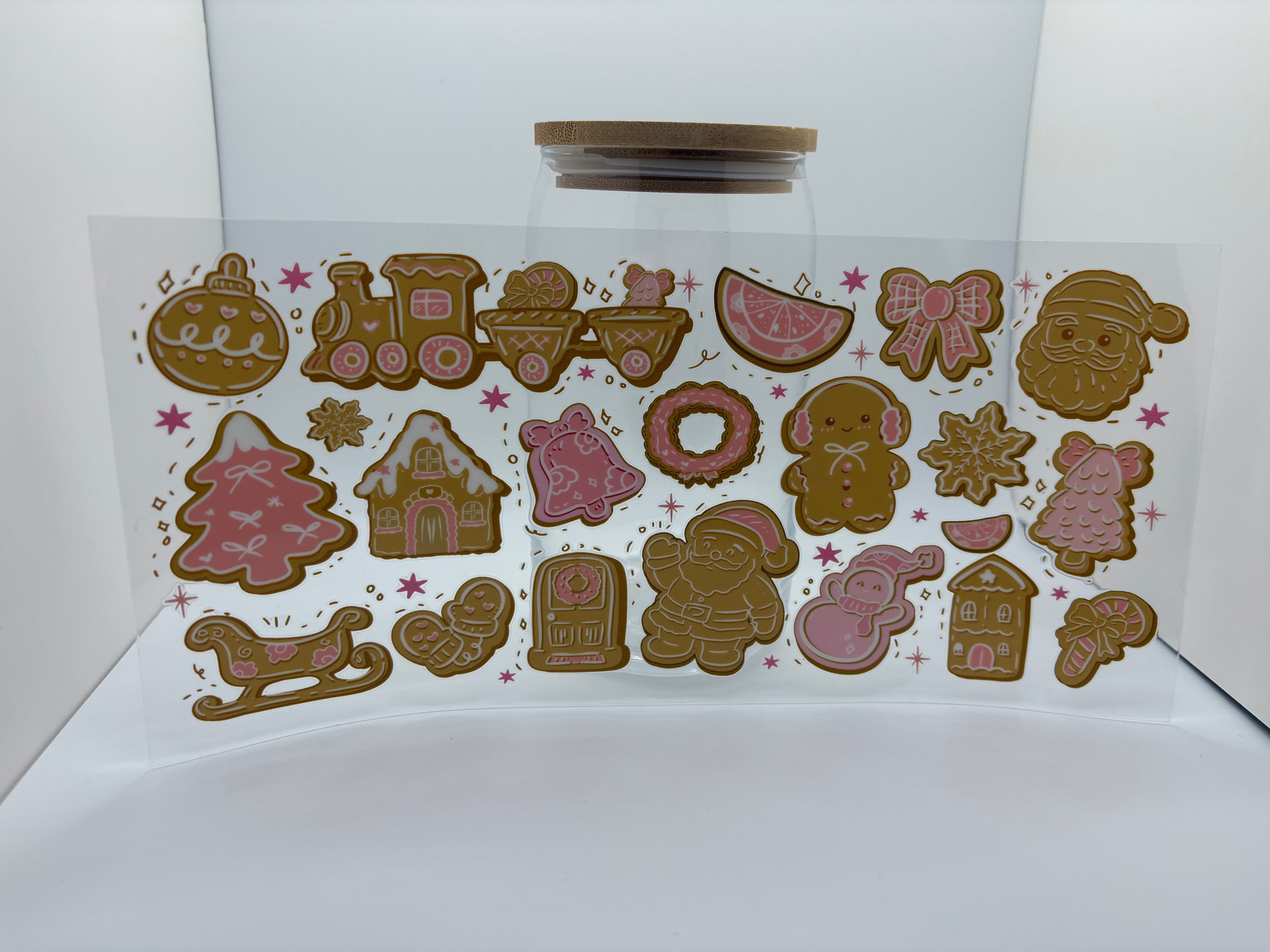 16 oz pink gingerbread life cup