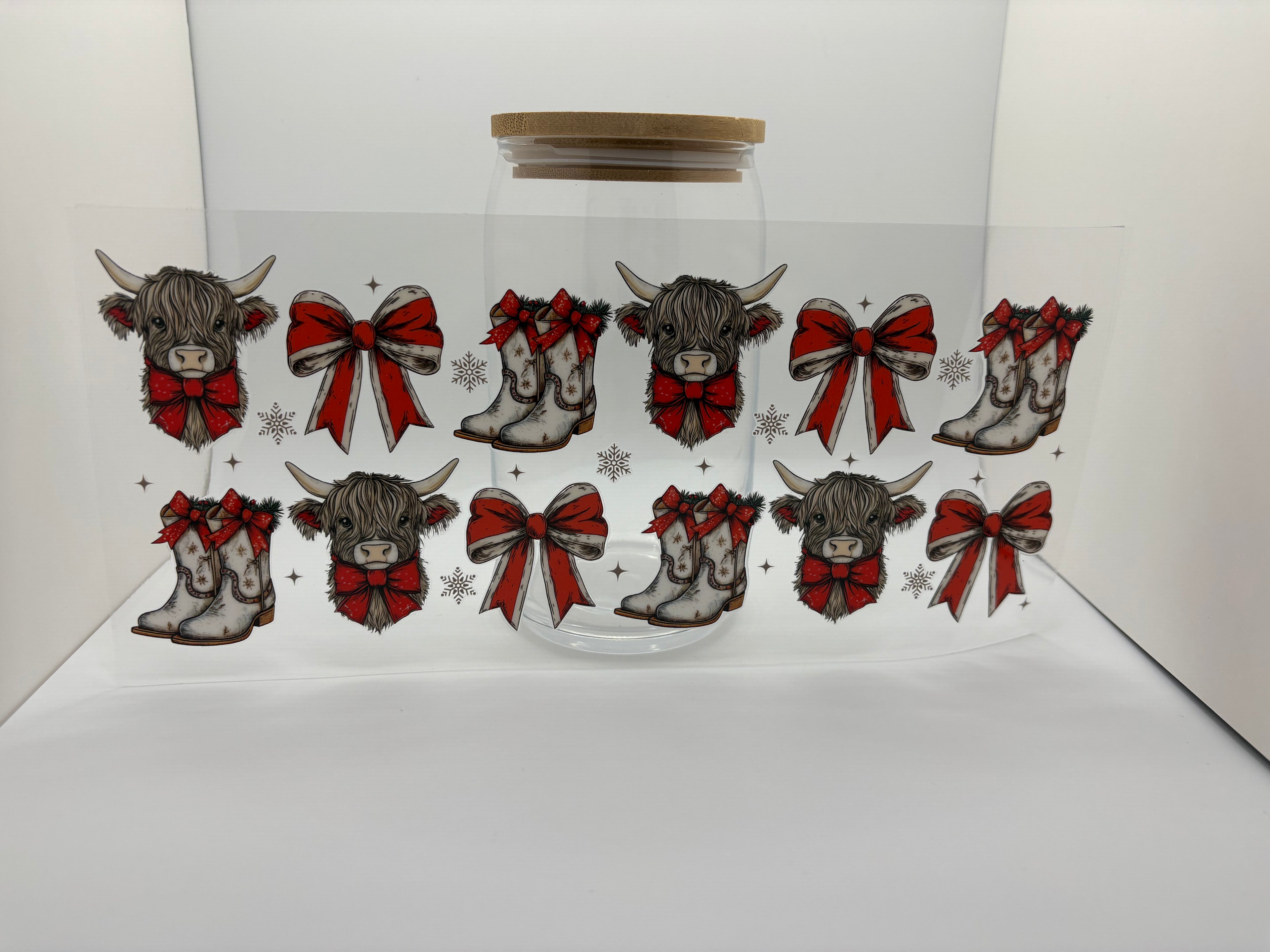 16 oz Christmas Highland cow cup